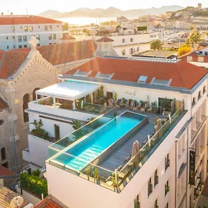 Five Seas By Inwood Otel